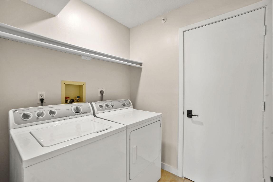 3440 S Ocean Boulevard 105s