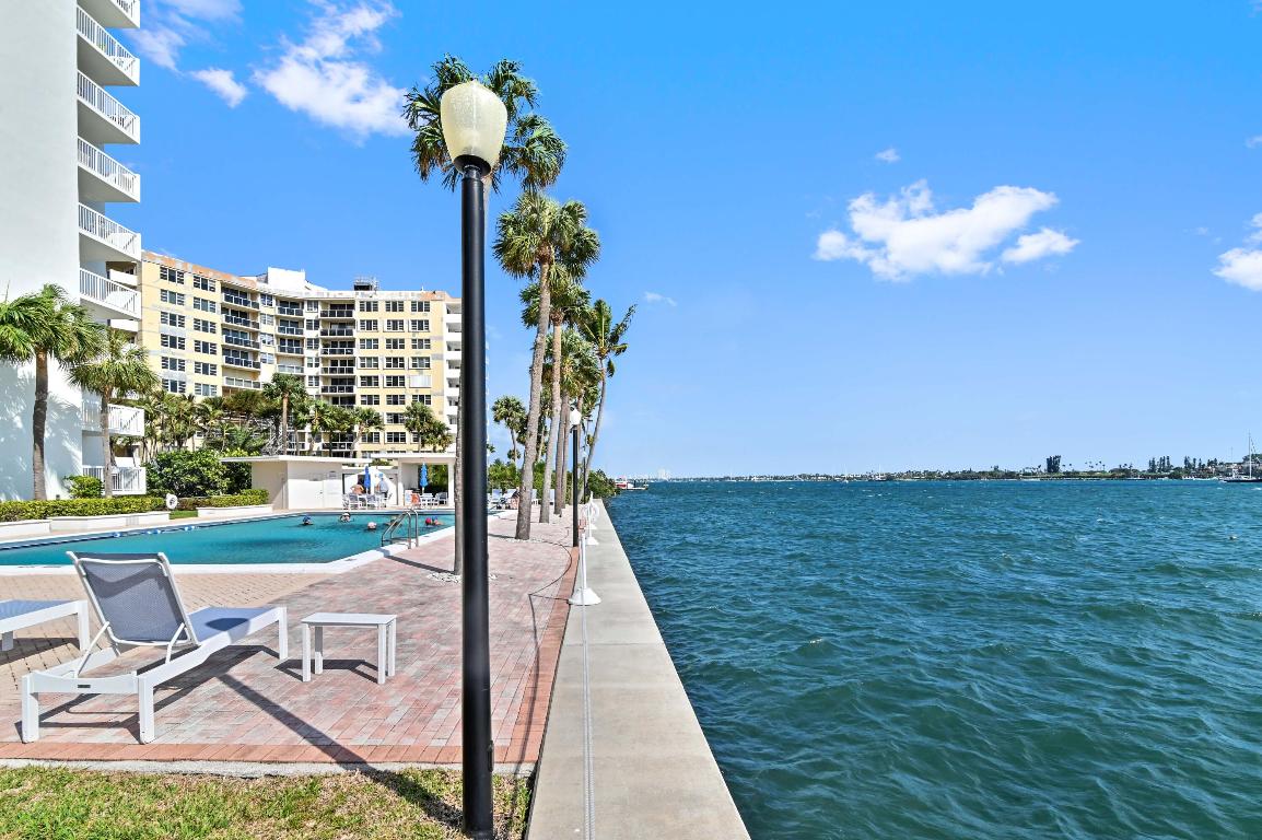 2600 N Flagler Drive 210, West Palm Beach Unit: 210