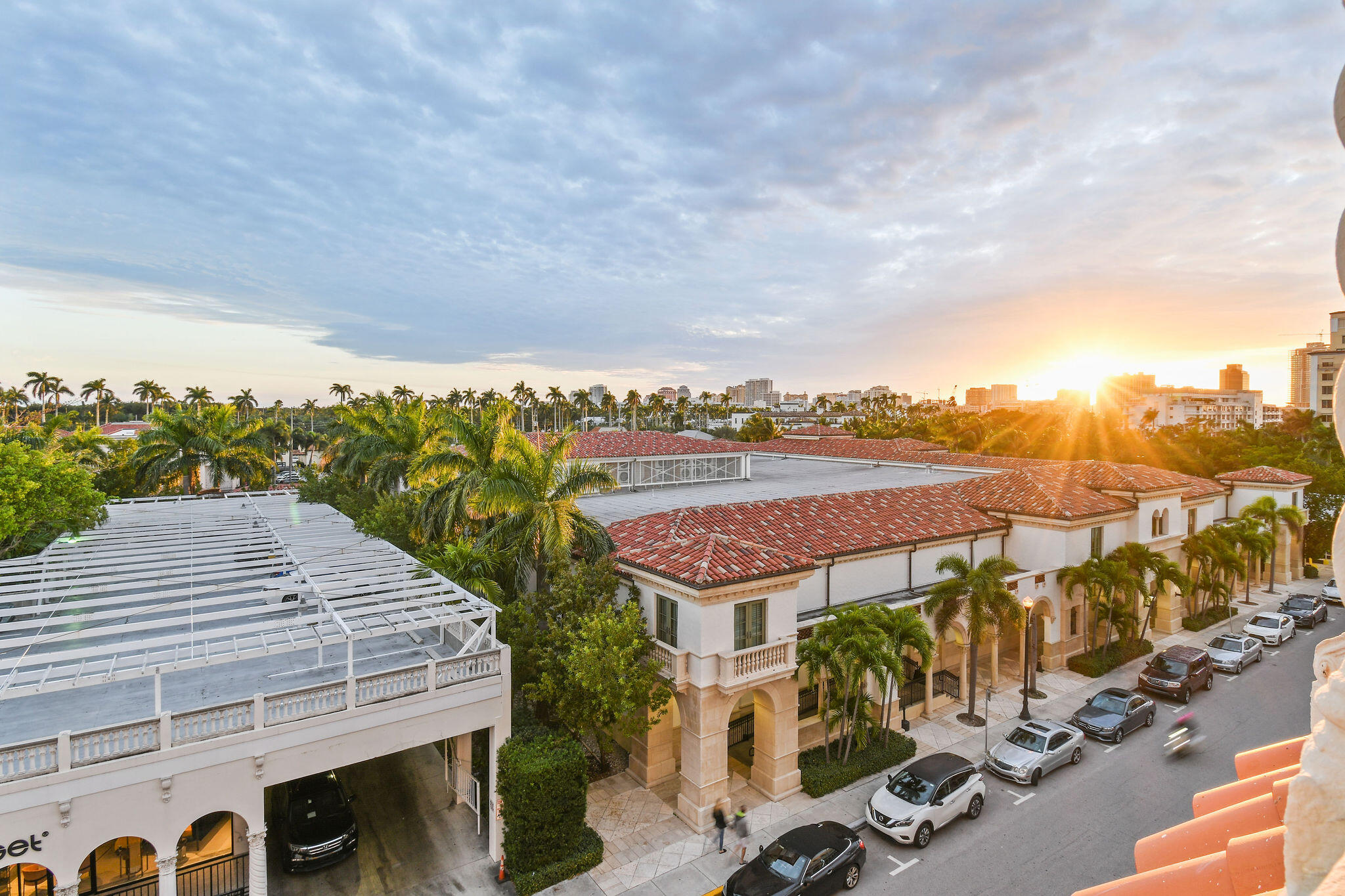 235 Sunrise Avenue Ph6