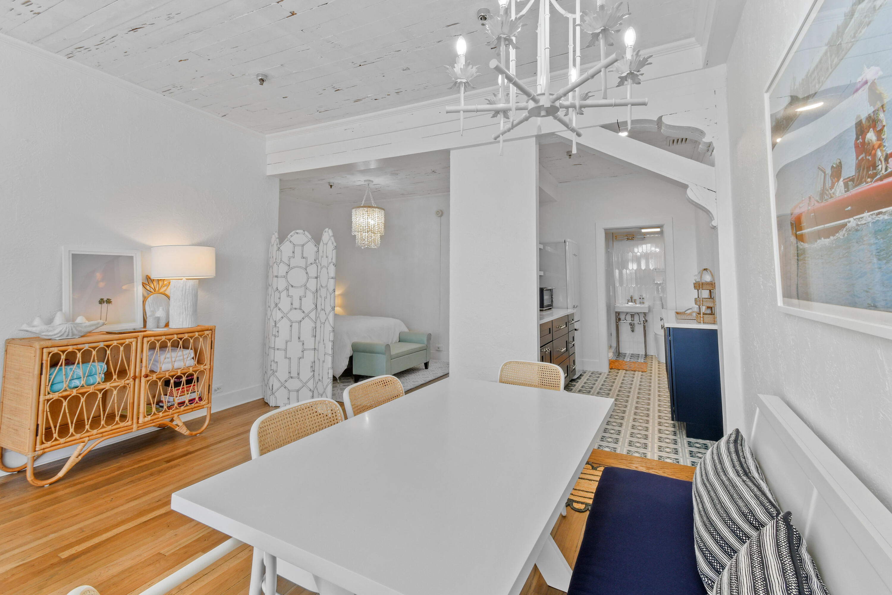 235 Sunrise Avenue Ph6