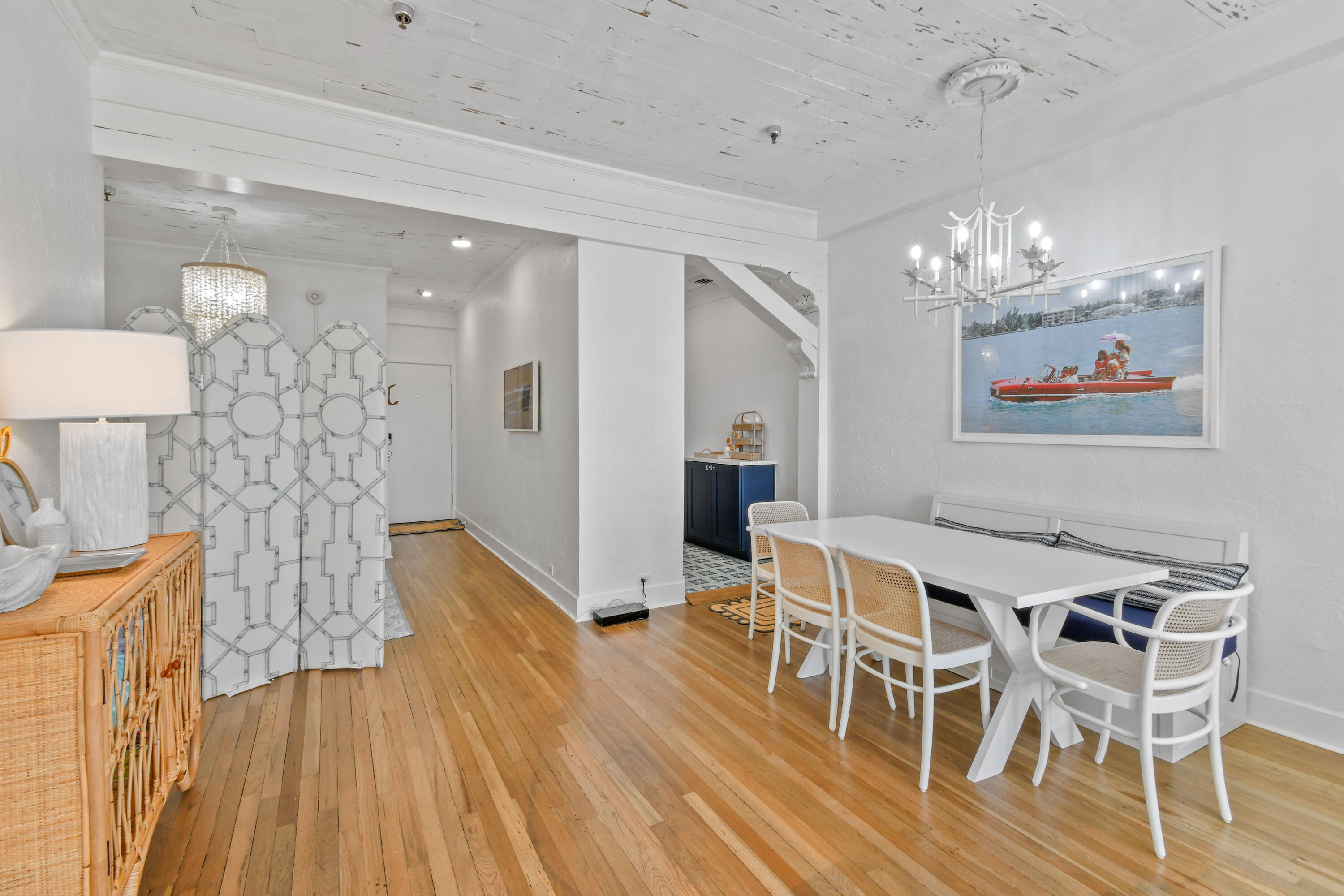 235 Sunrise Avenue Ph6