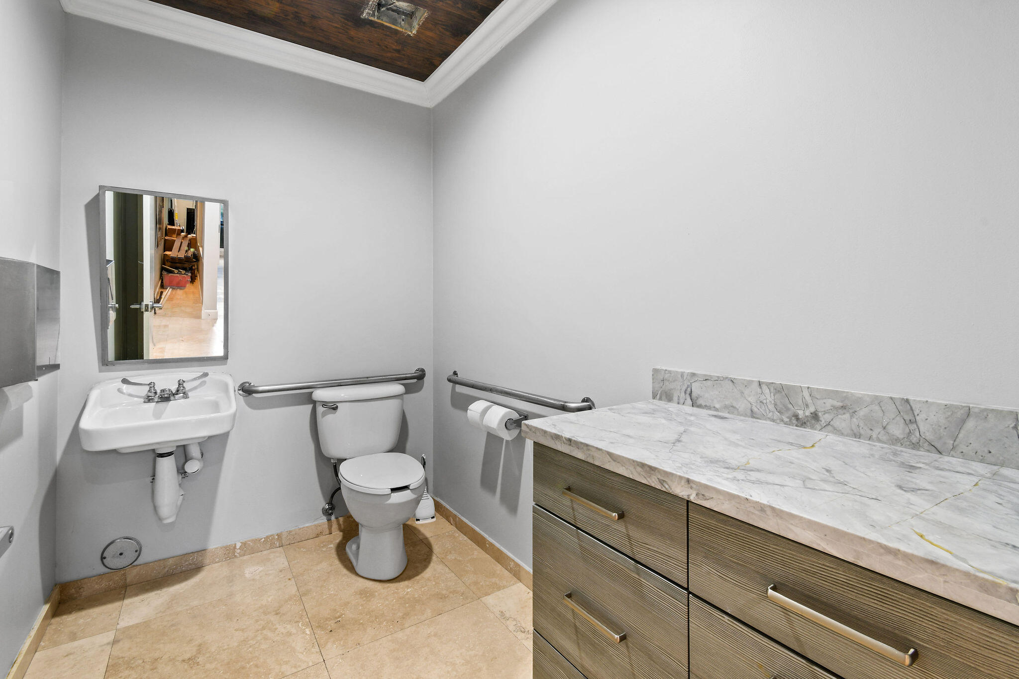 5401 N Haverhill Road 126