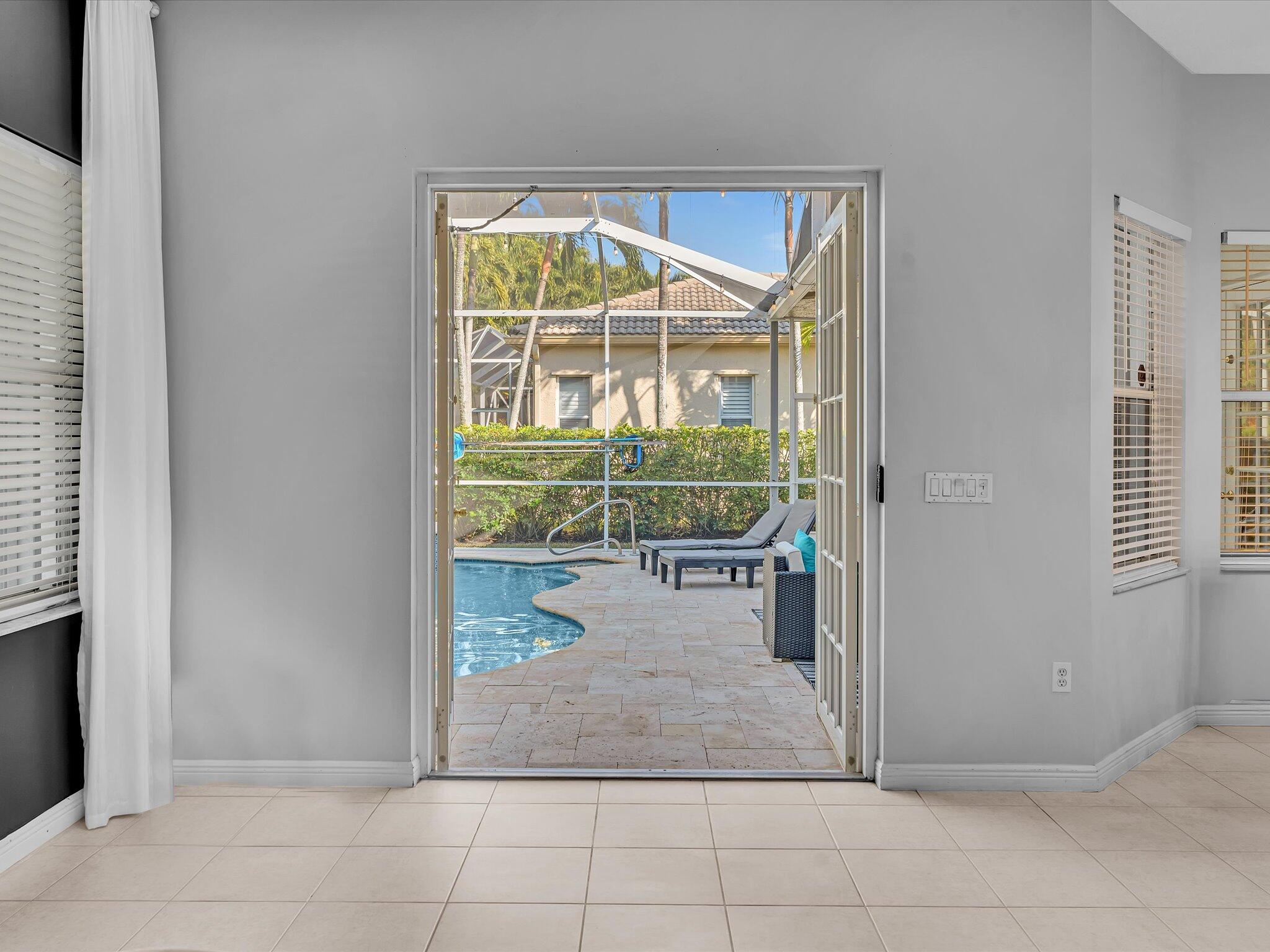 6419 Stonehurst Circle