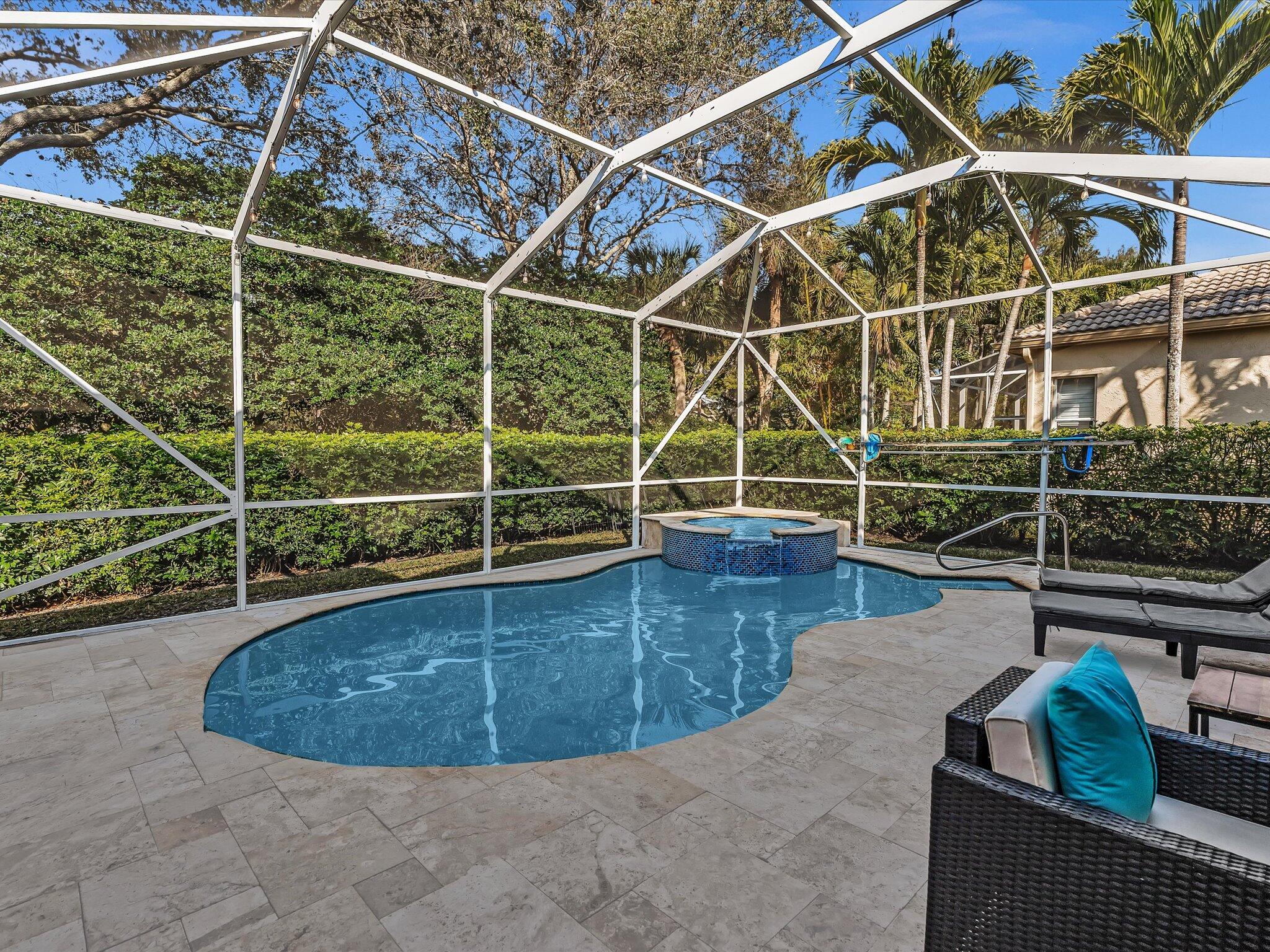 6419 Stonehurst Circle