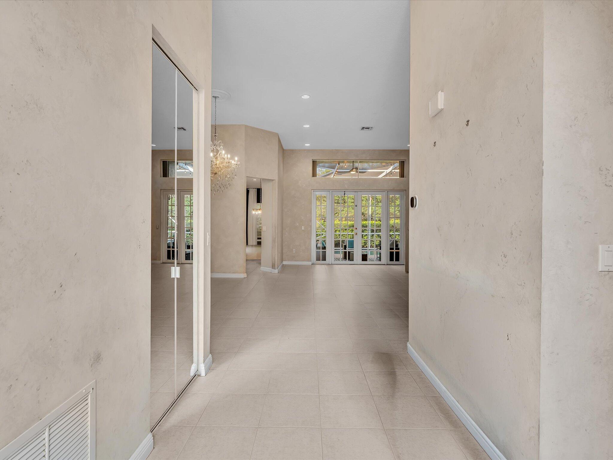 6419 Stonehurst Circle