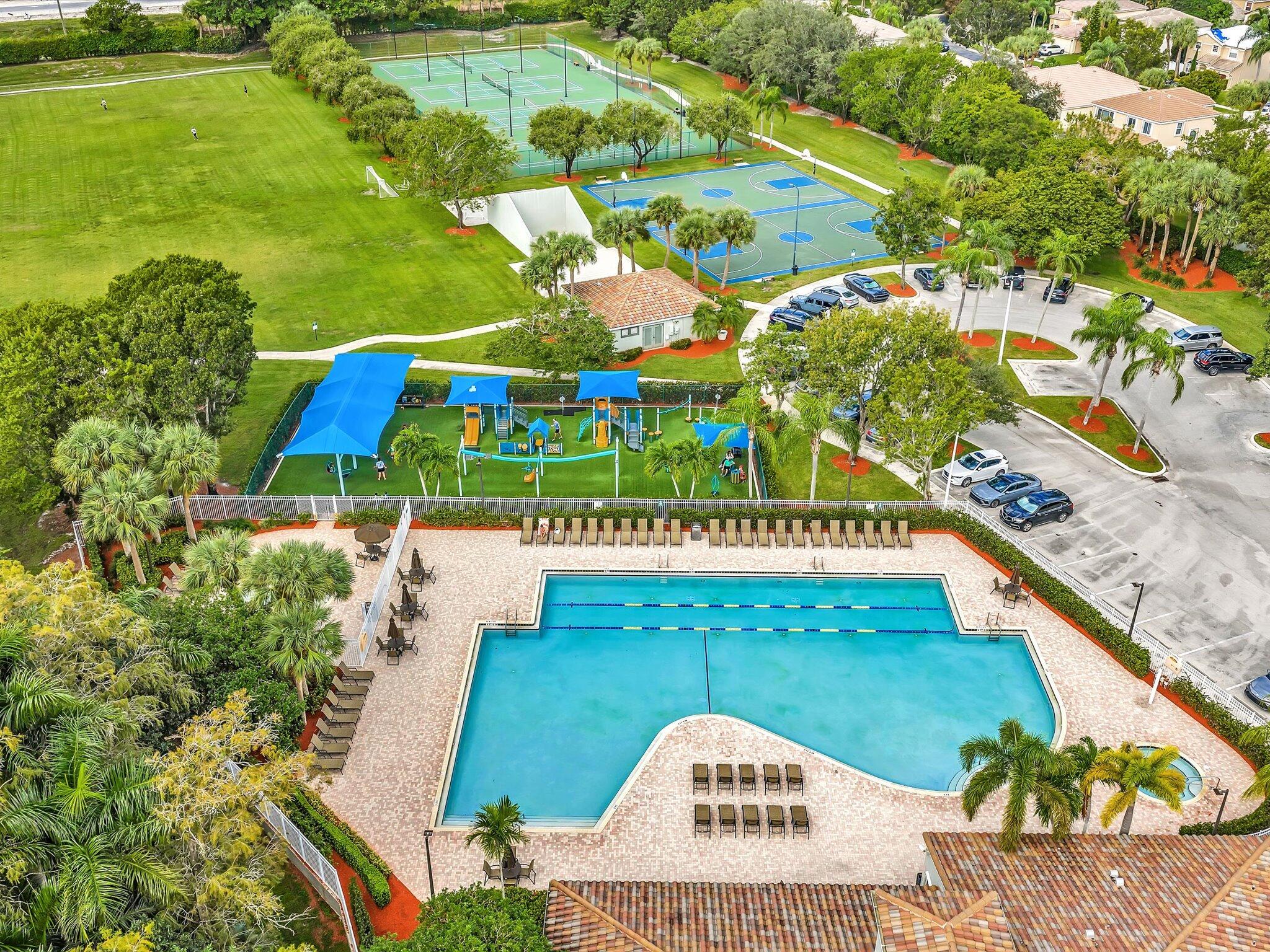 6419 Stonehurst Circle