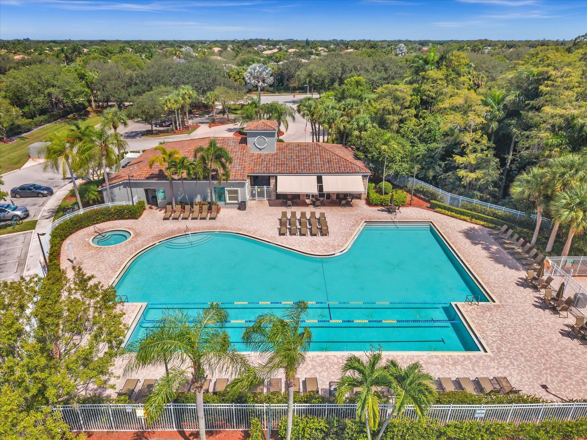 6419 Stonehurst Circle