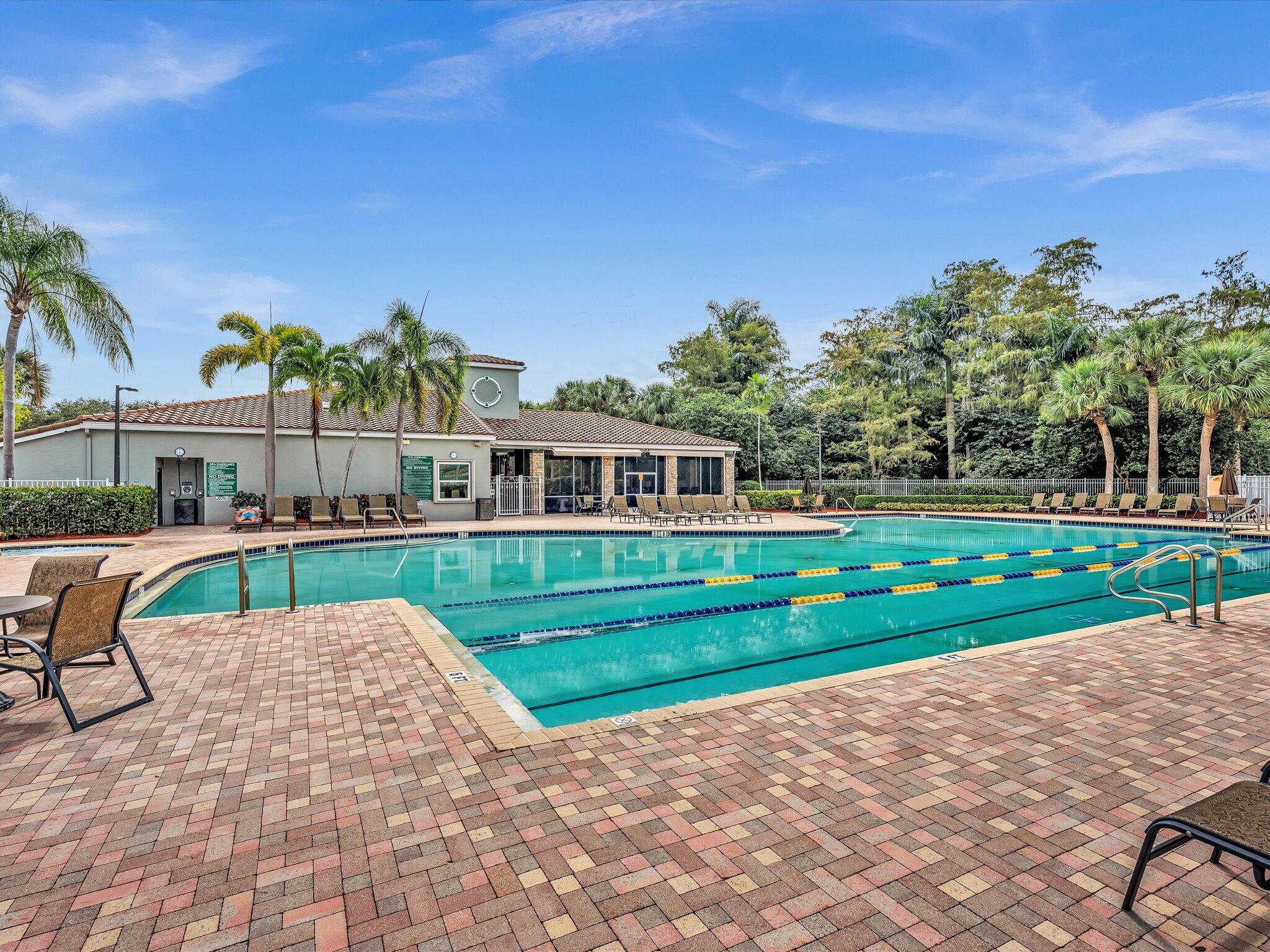 6419 Stonehurst Circle