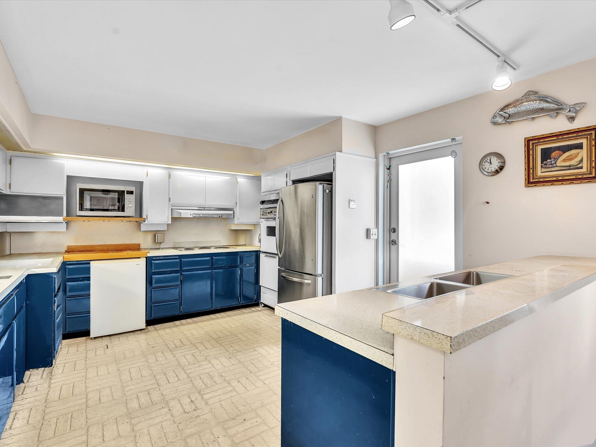 3500 S Ocean Boulevard 500