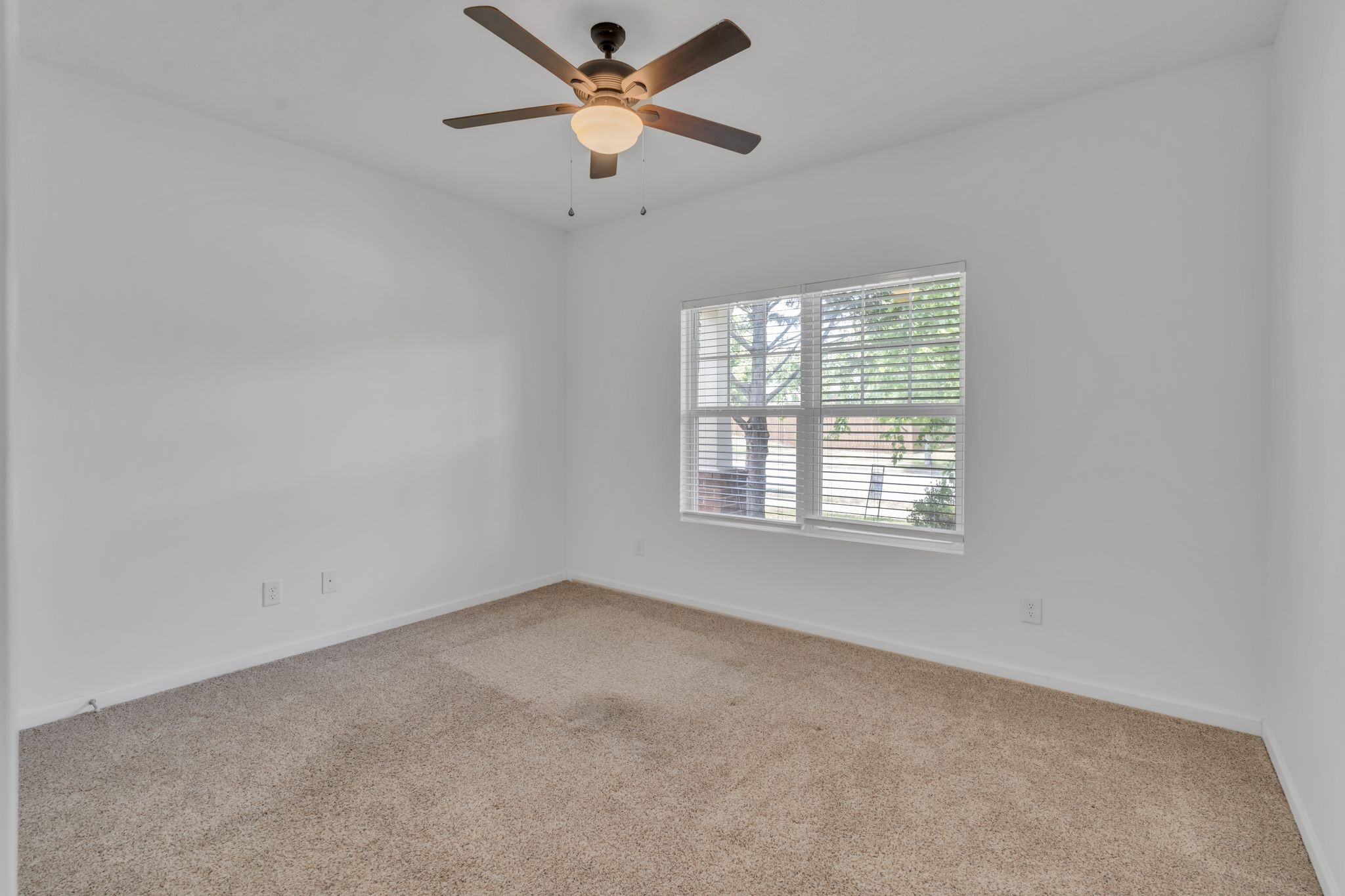 9144 Carissa Dr
