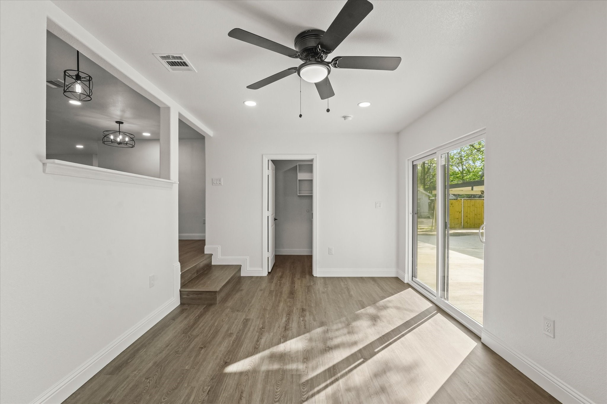 2912 Grayson Drive
