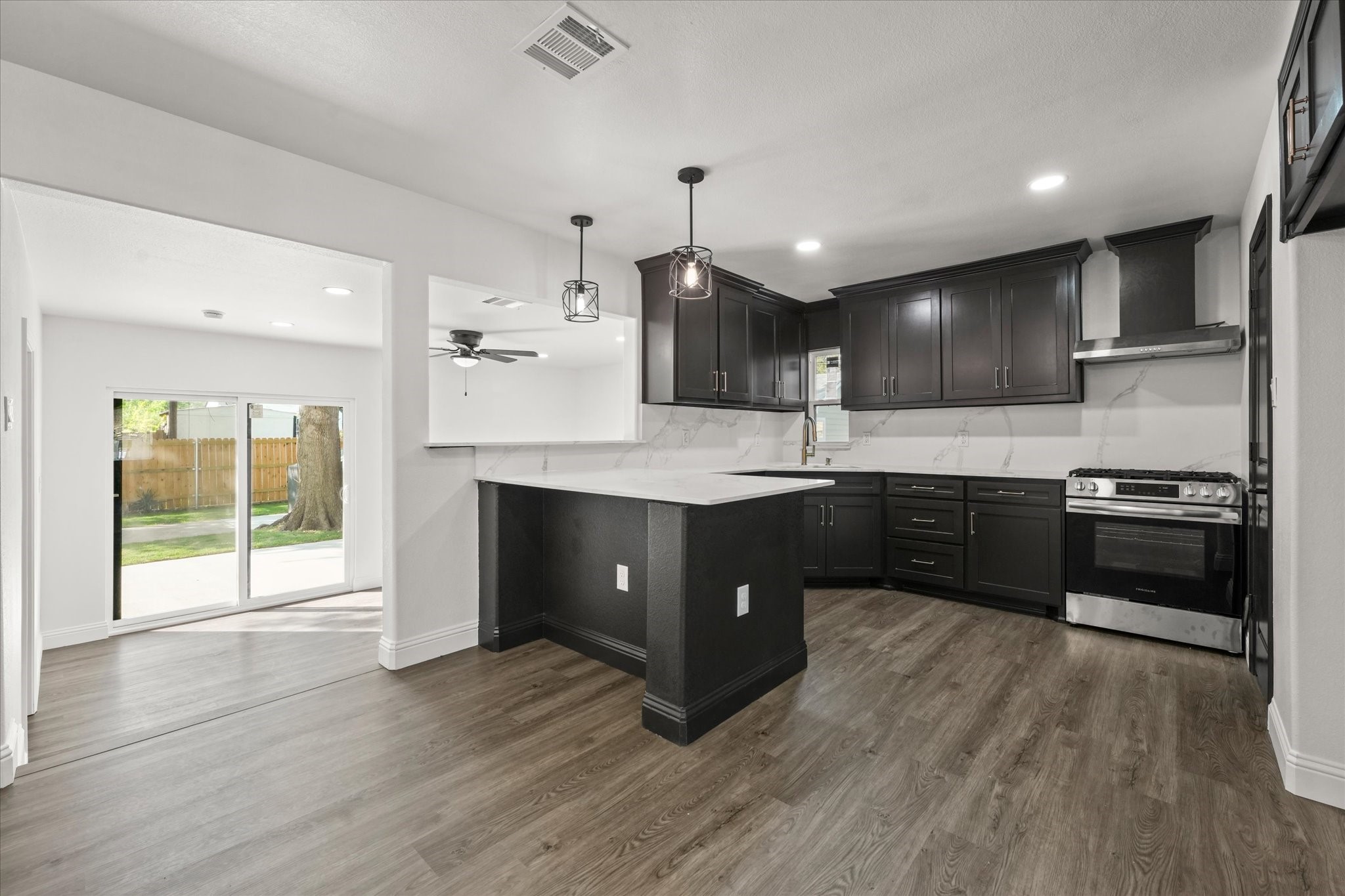 2912 Grayson Drive