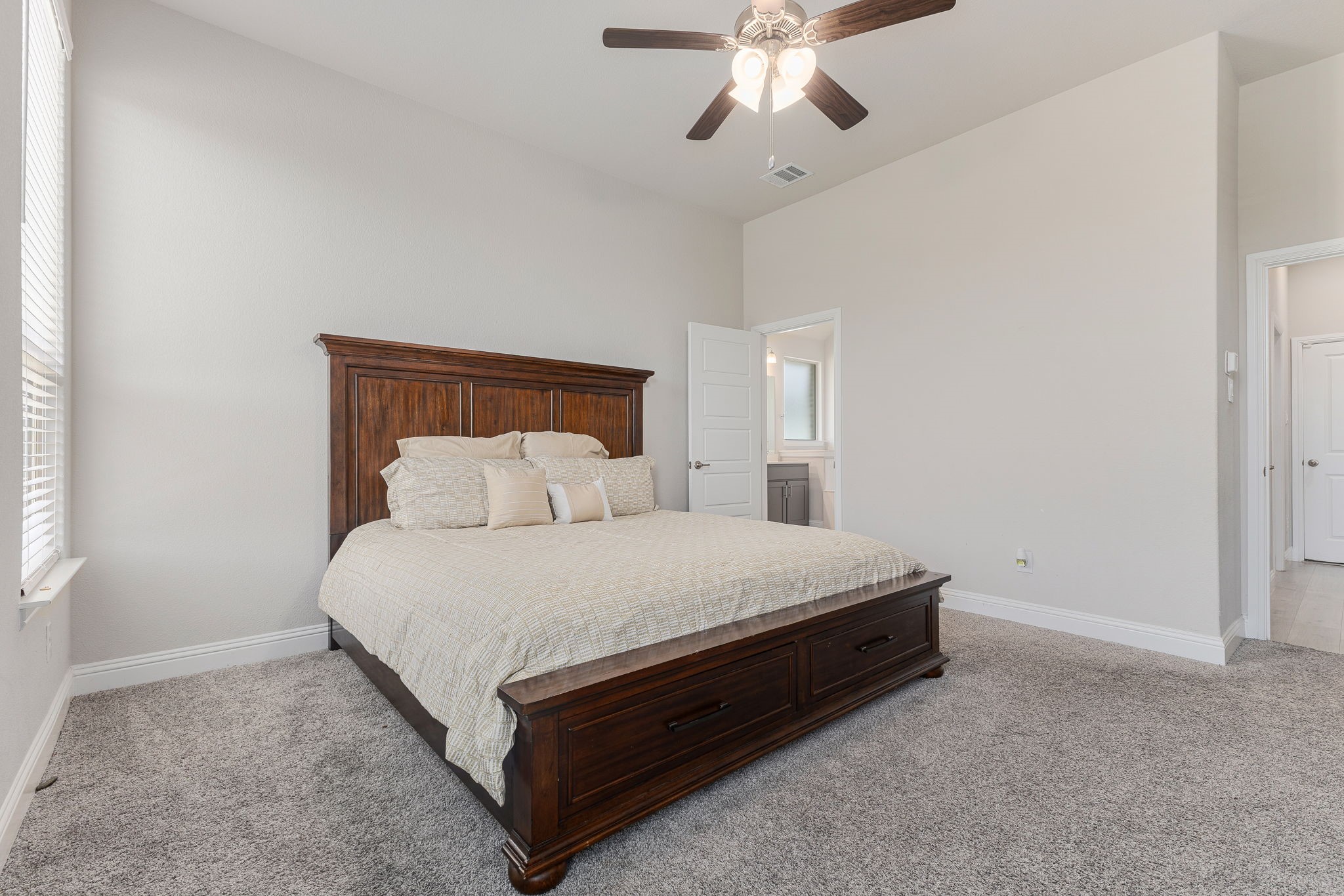 3711 Autumncrest Street