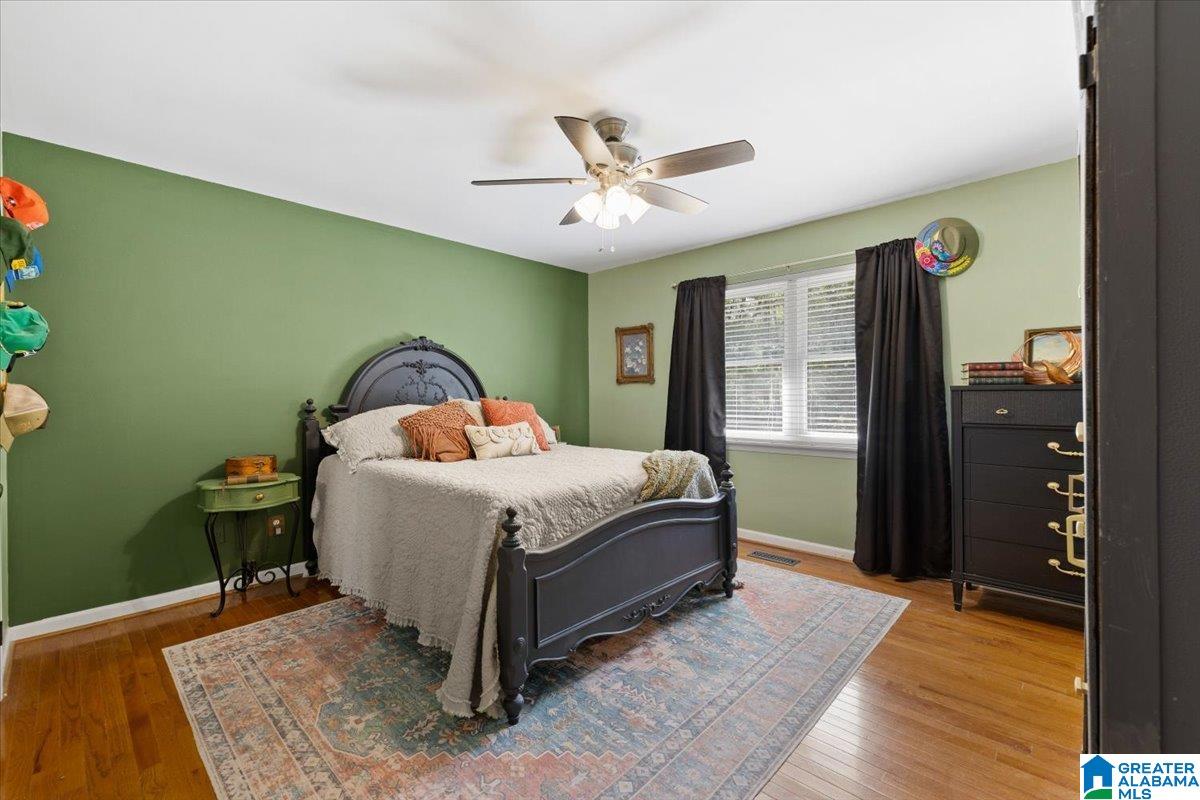 904 GARDENVIEW CIRCLE