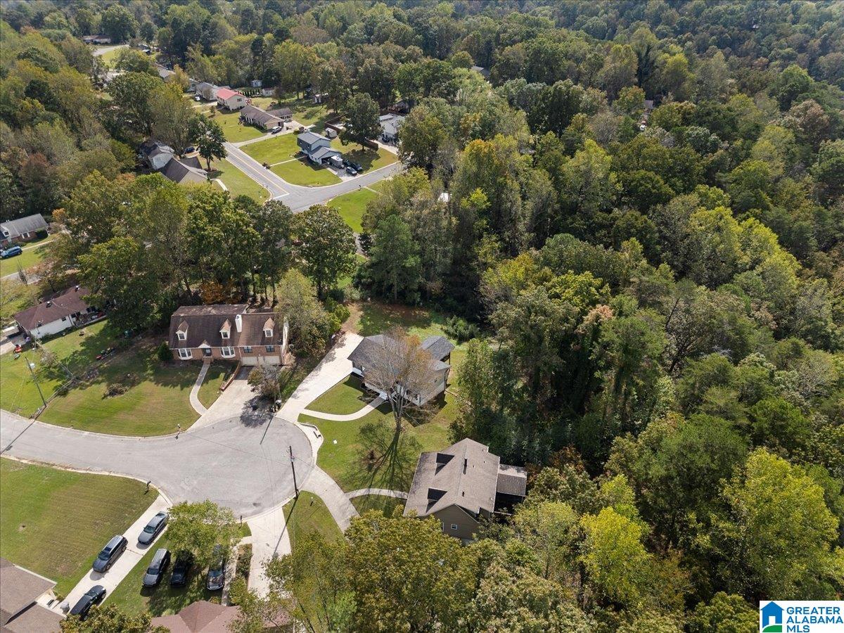 904 GARDENVIEW CIRCLE