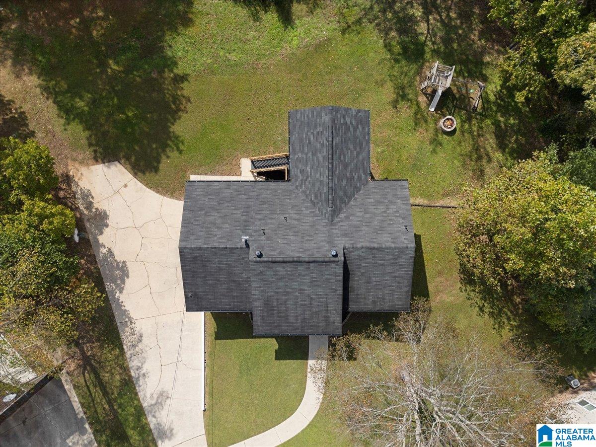 904 GARDENVIEW CIRCLE