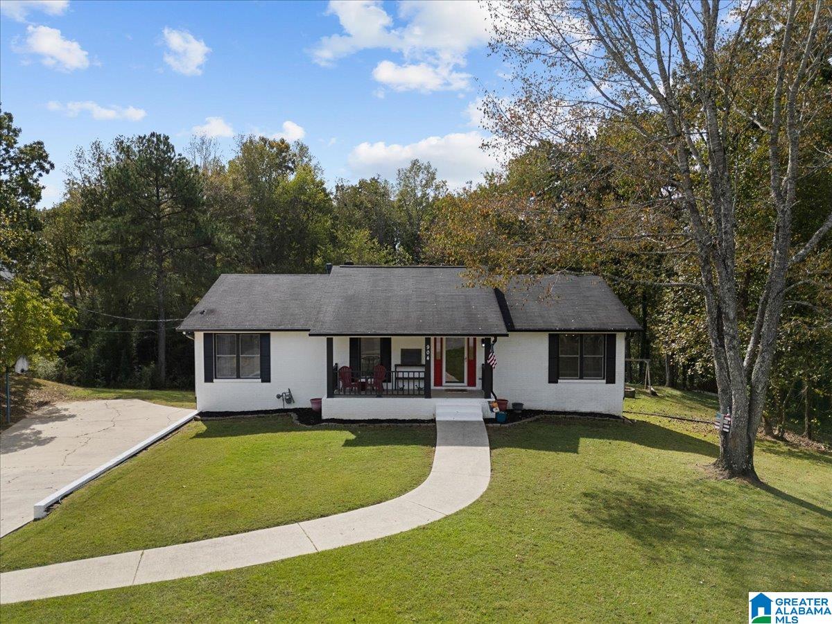 904 GARDENVIEW CIRCLE
