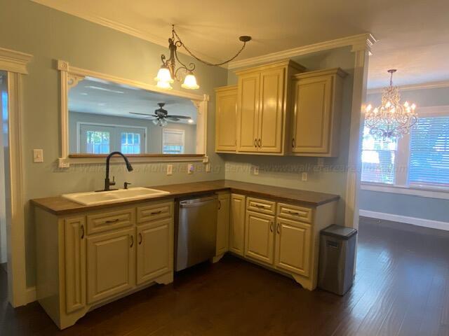 603 W 13TH St
