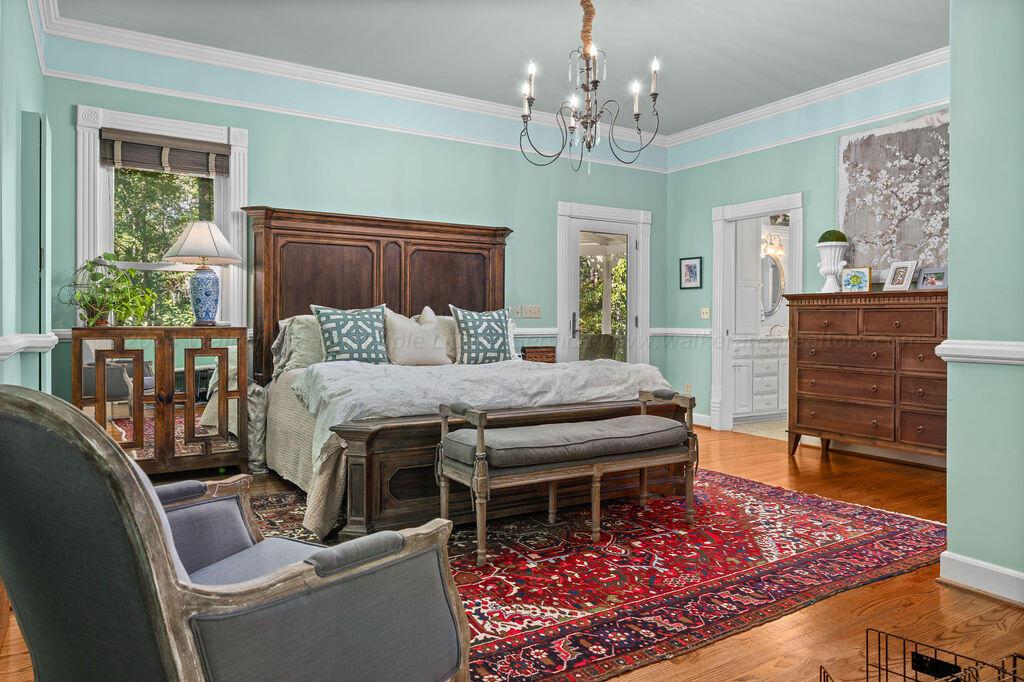 2601 VICTORIAN Dr