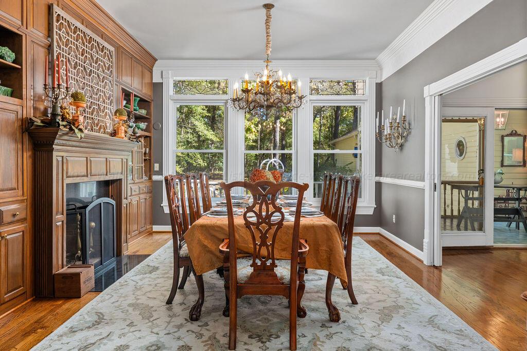 2601 VICTORIAN Dr