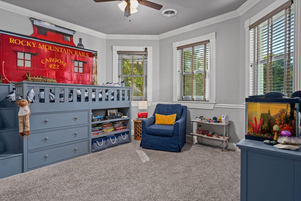 2601 VICTORIAN Dr