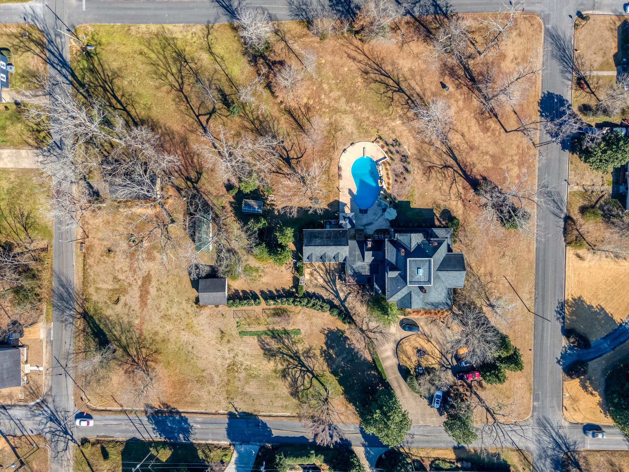 1300 7TH Ave