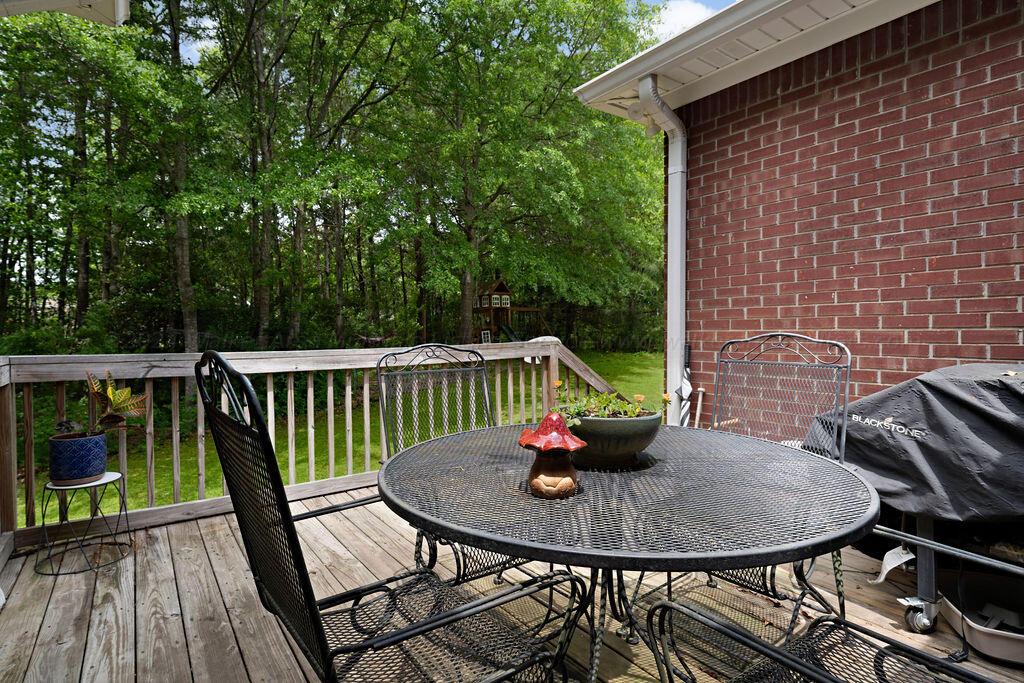 1410 PINEVIEW Rd
