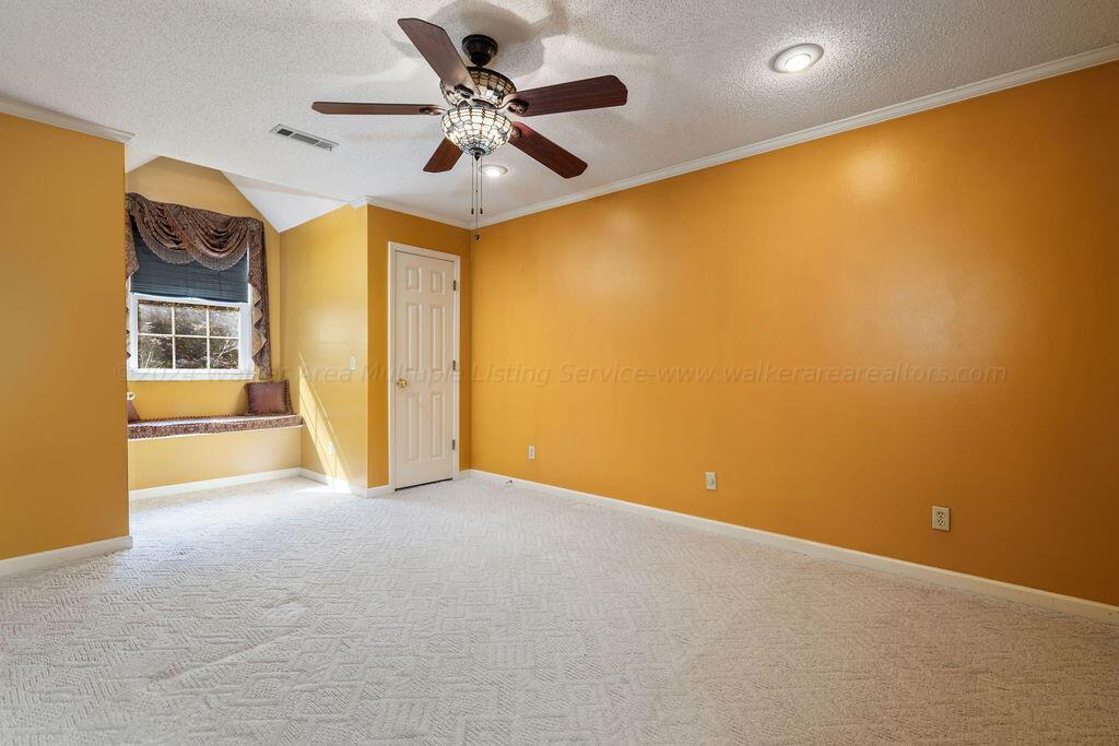 2206 OVERBOOK Dr