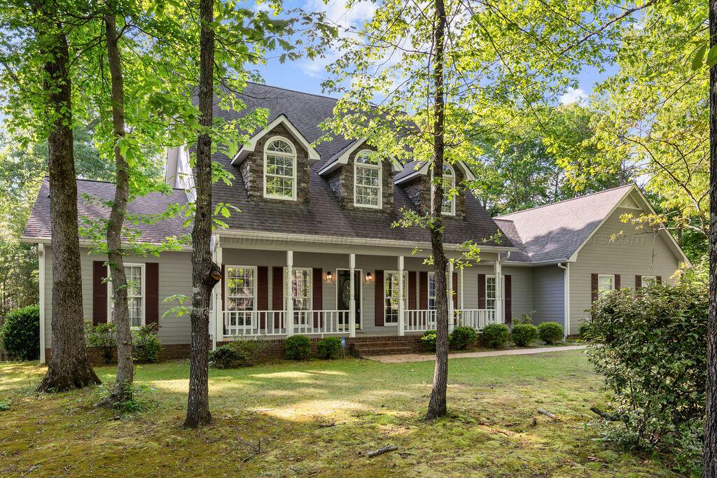 2206 OVERBOOK Dr
