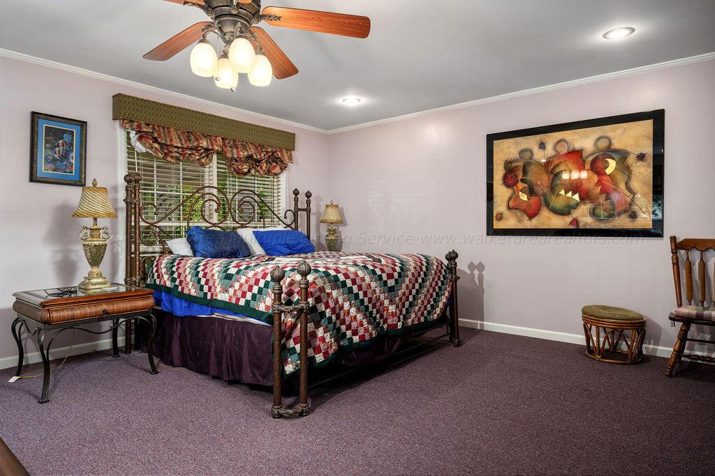2206 OVERBOOK Dr