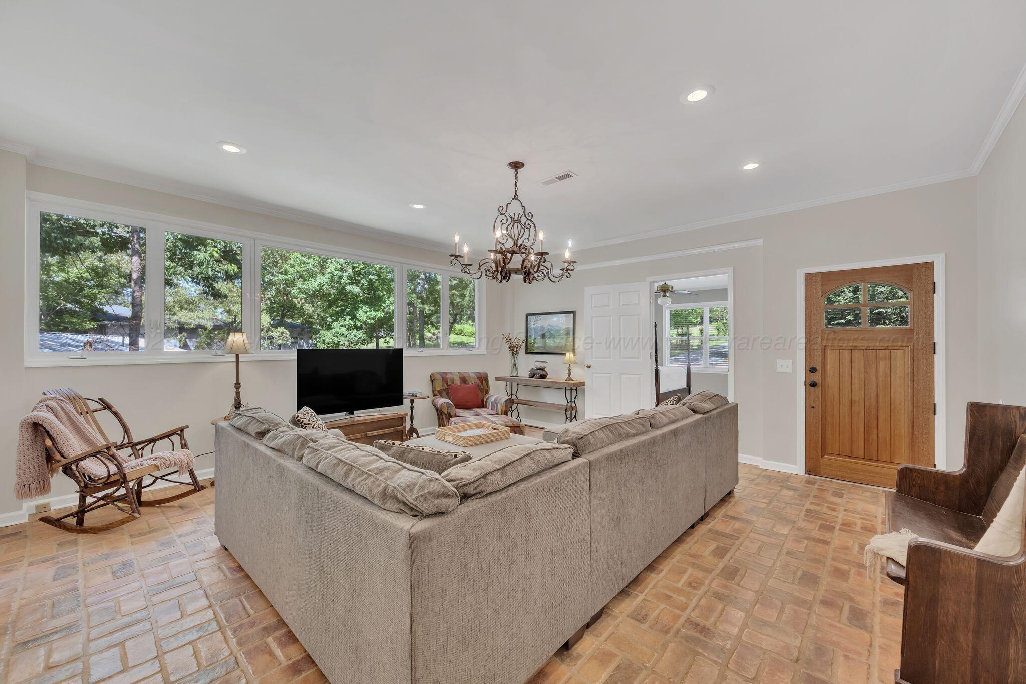 810 CIRCLE M SUBDIVSION Rd
