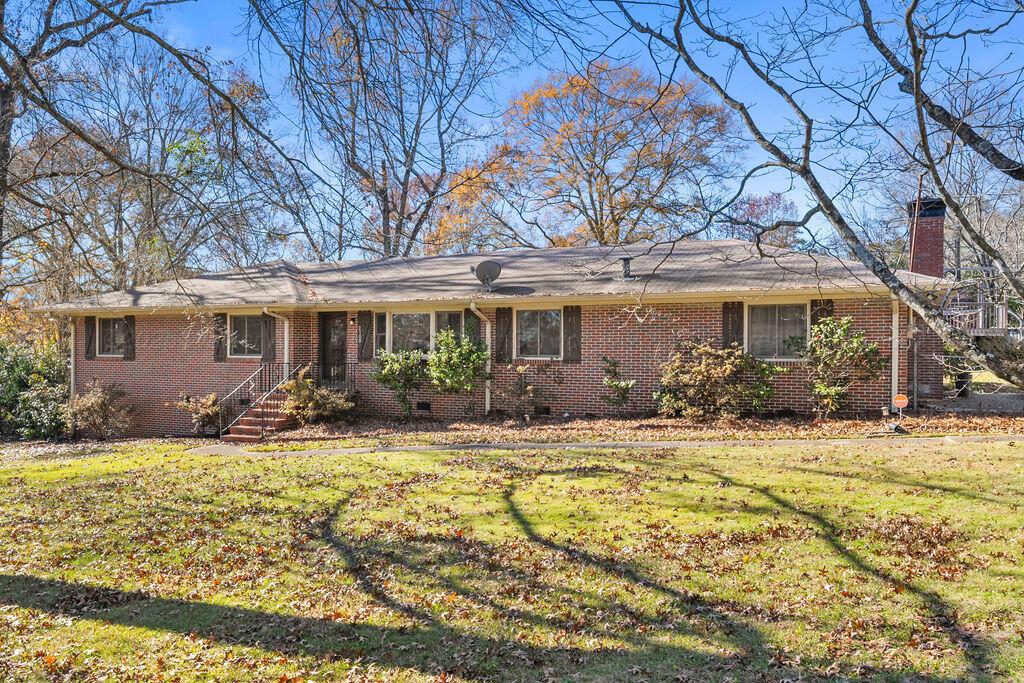 2108 AUDUBON Cir
