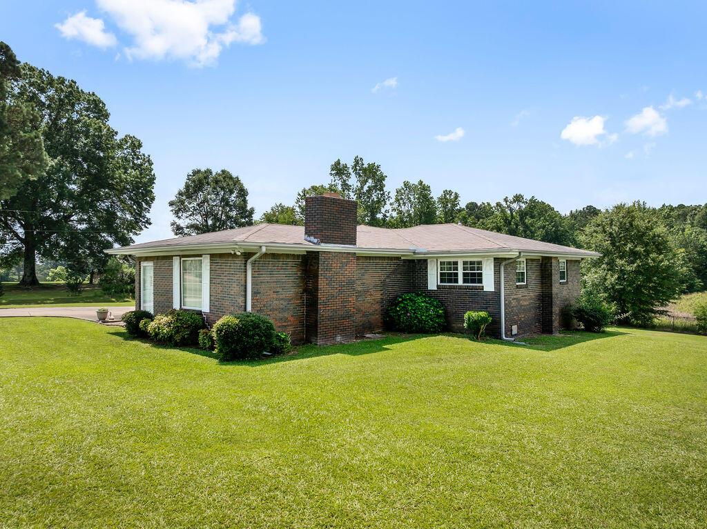 843 BRADFORD Rd