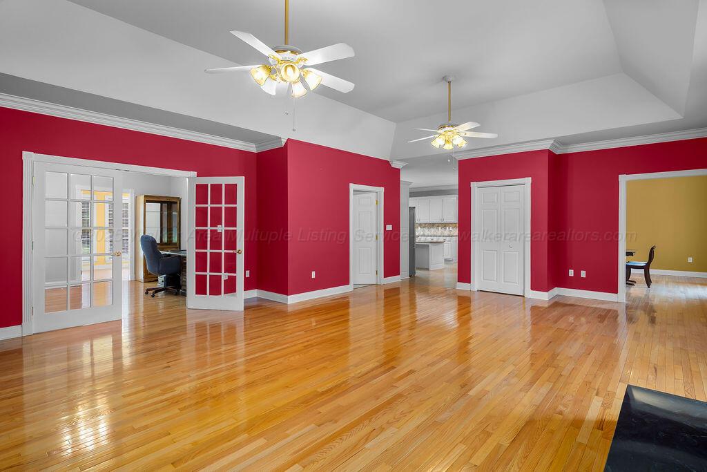 5746 OLD BIRMINGHAM Hwy