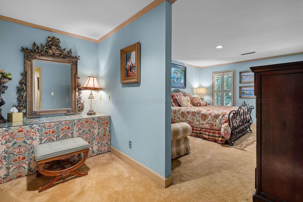 601 GLEN OAKS Cir
