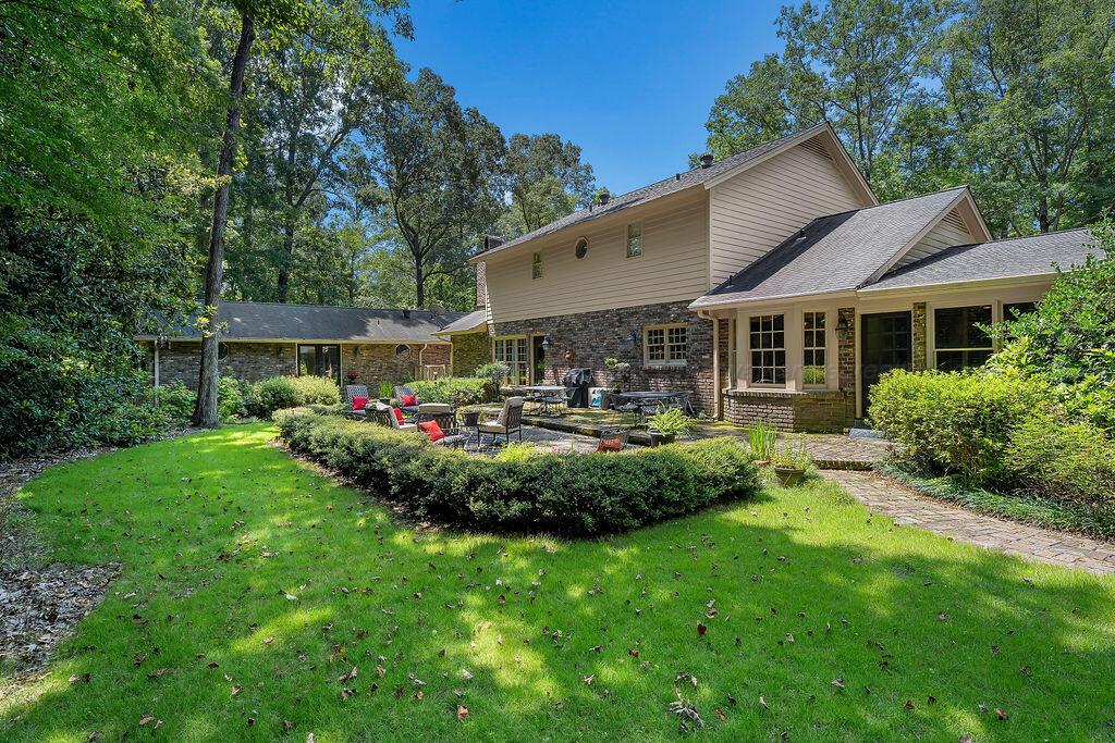 601 GLEN OAKS Cir