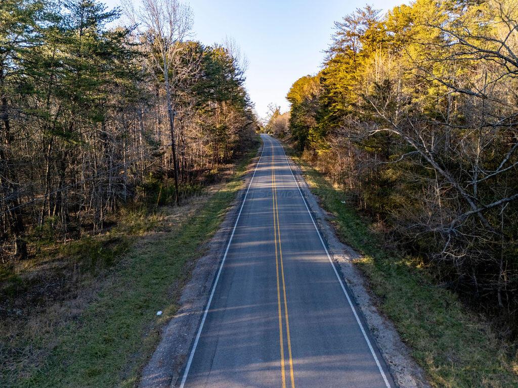 ROCKY PLAINS Rd