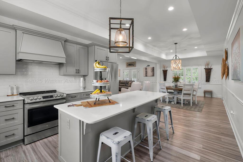 2361 HIDDEN RIDGE Ln