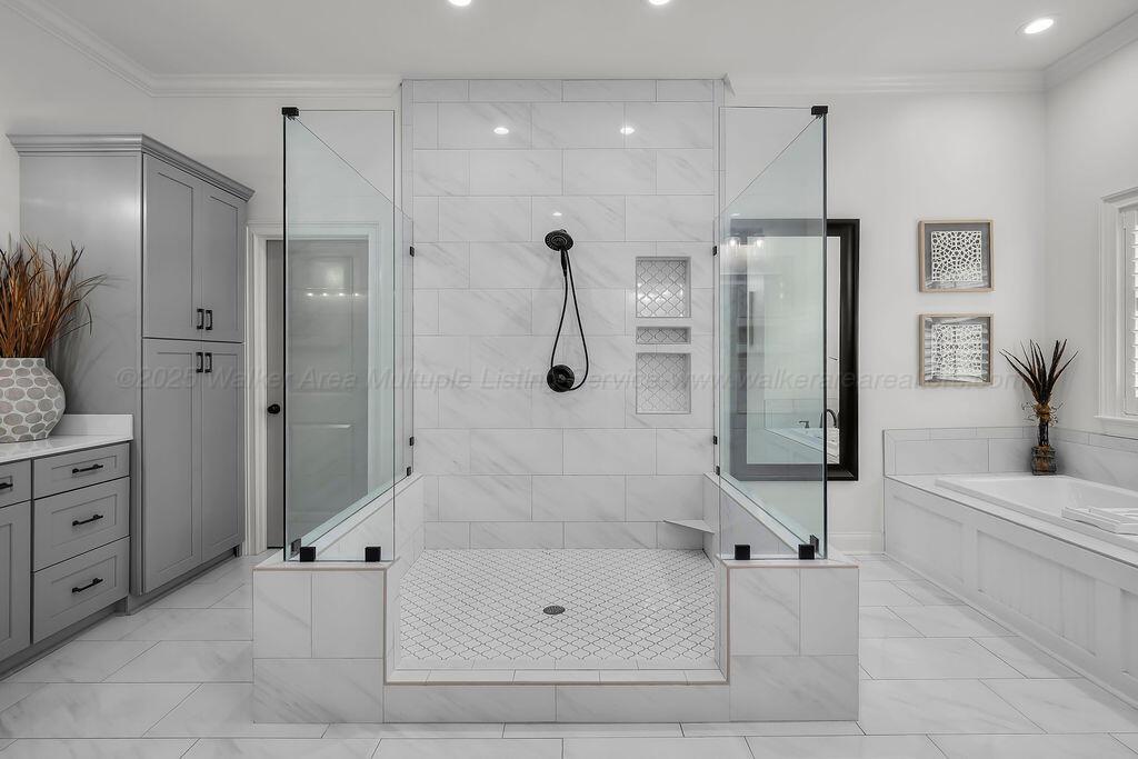 2361 HIDDEN RIDGE Ln