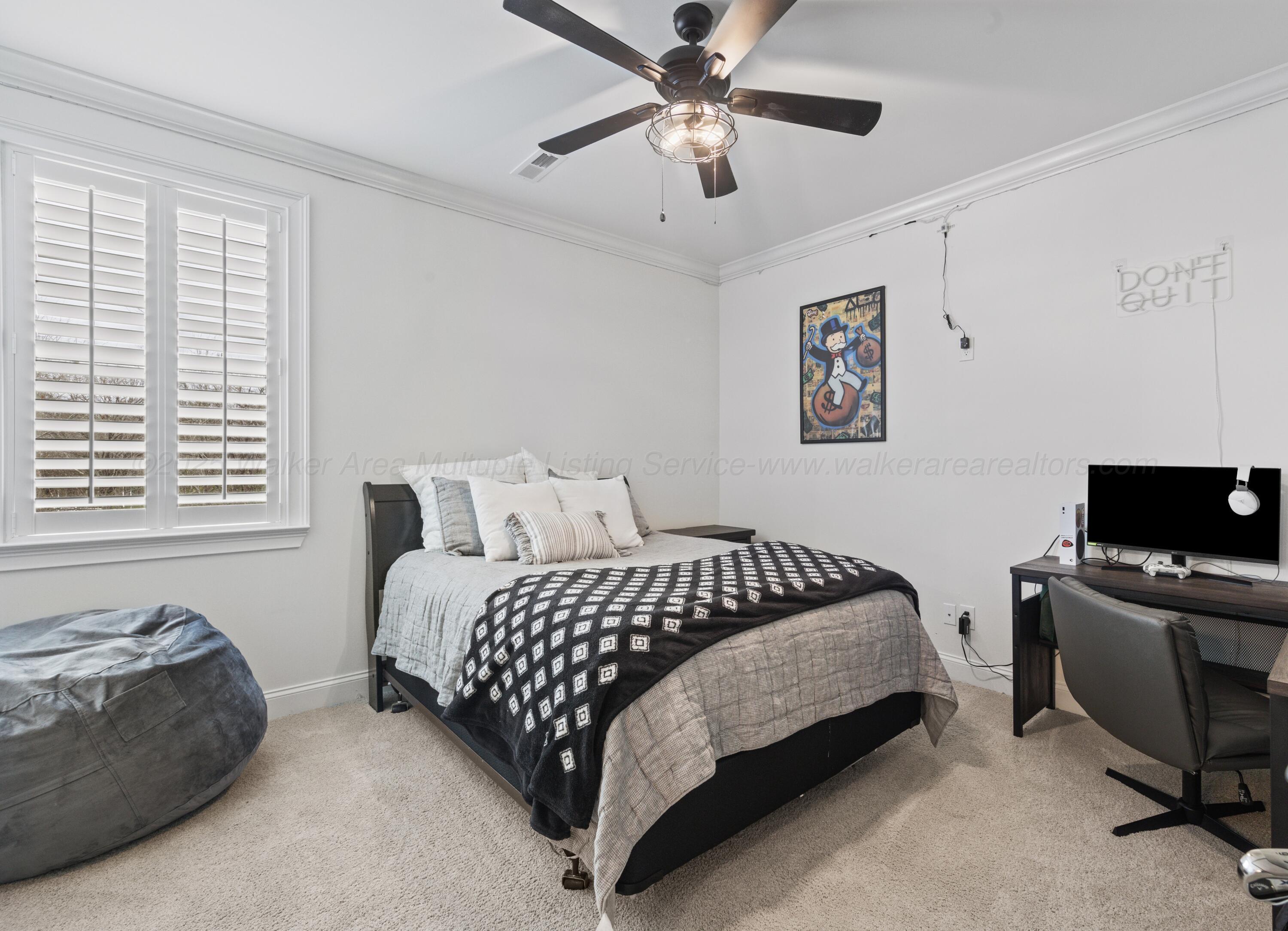 2361 HIDDEN RIDGE Ln