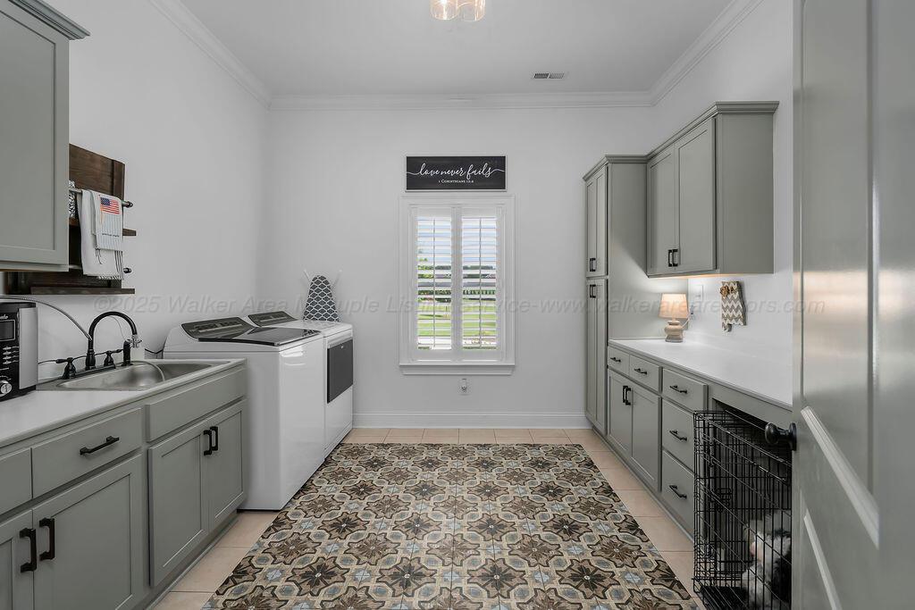 2361 HIDDEN RIDGE Ln