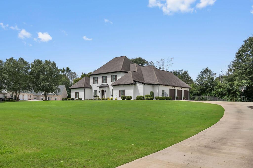 2361 HIDDEN RIDGE Ln