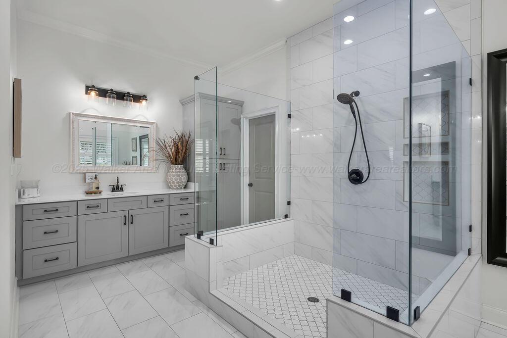 2361 HIDDEN RIDGE Ln