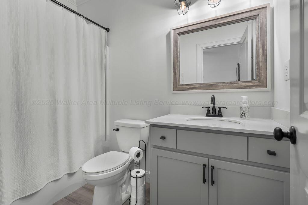 2361 HIDDEN RIDGE Ln