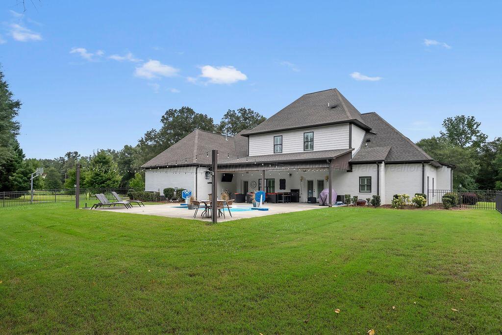 2361 HIDDEN RIDGE Ln