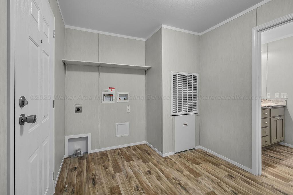 208 WENDY Way