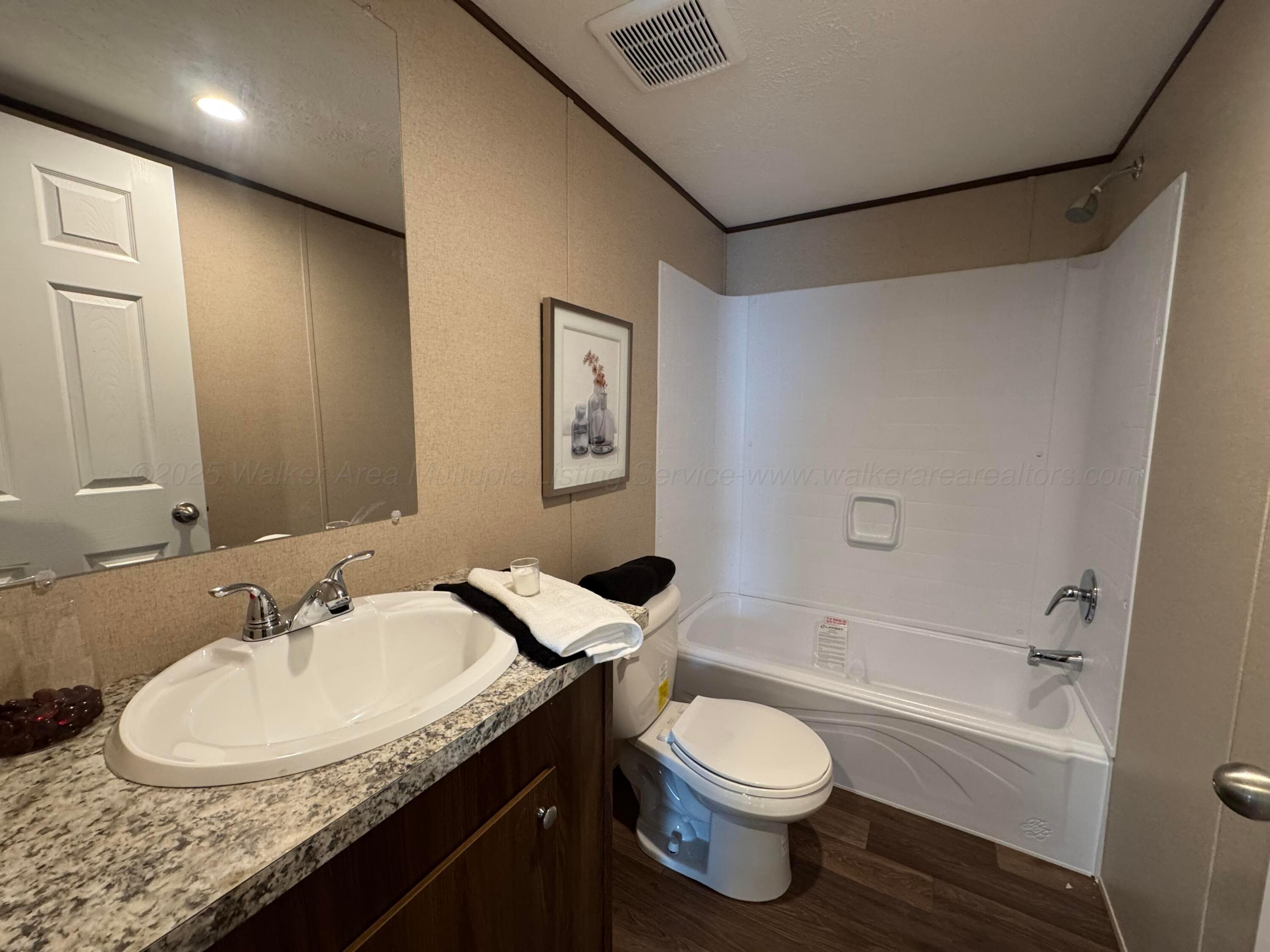 23 TORILEE Ln