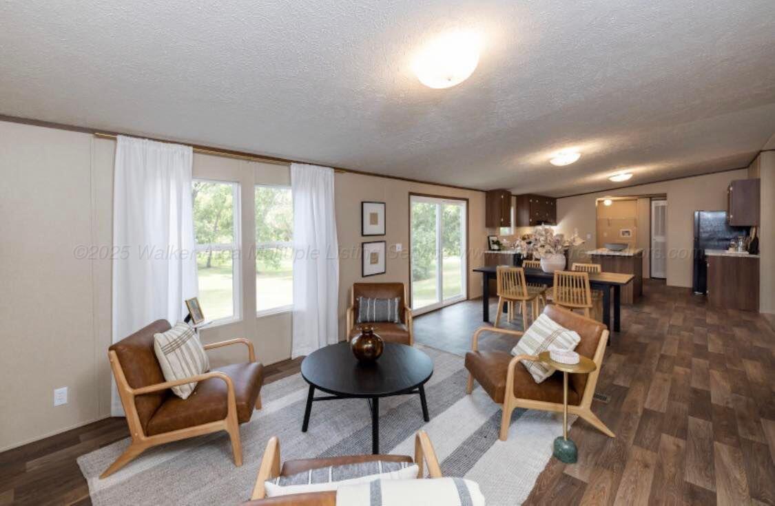 109 TORILEE Ln