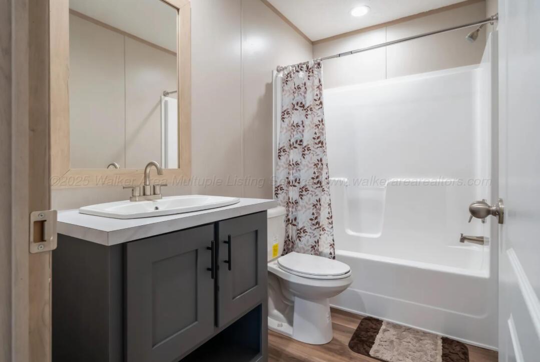 104 TORILEE Ln