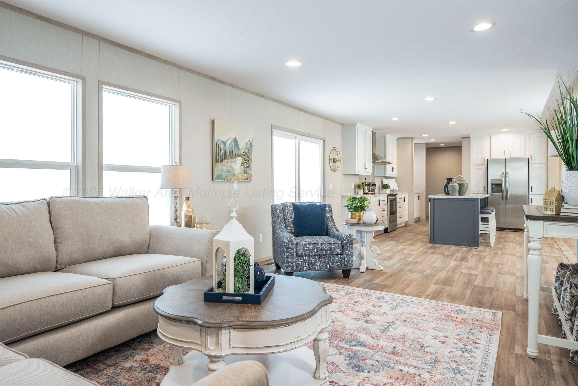 26 TORILEE Ln